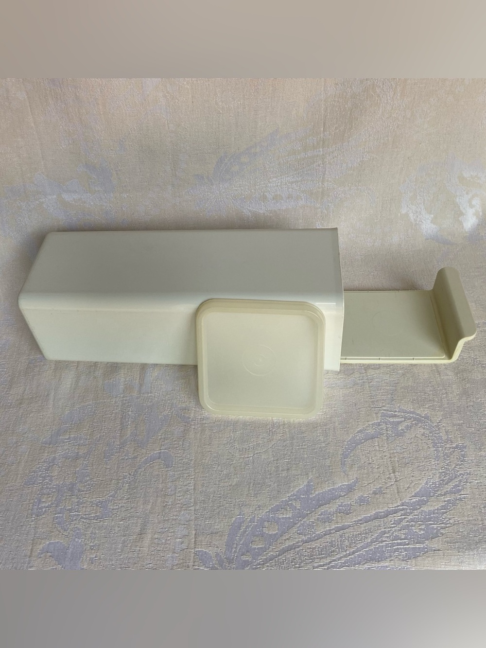 Vintage Tupperware Large Block Cheese Keeper